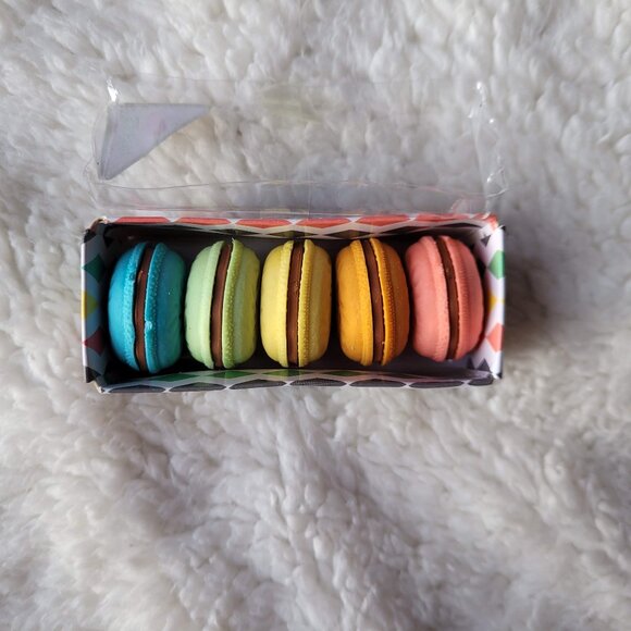 Brand New Boxed Set of 5 Rainbow Macaron-Shaped Erasers - Picture 1 of 6